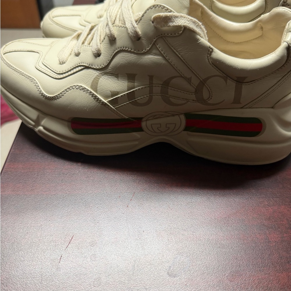 Gucci Beige Sneakers with Red and Green Accents